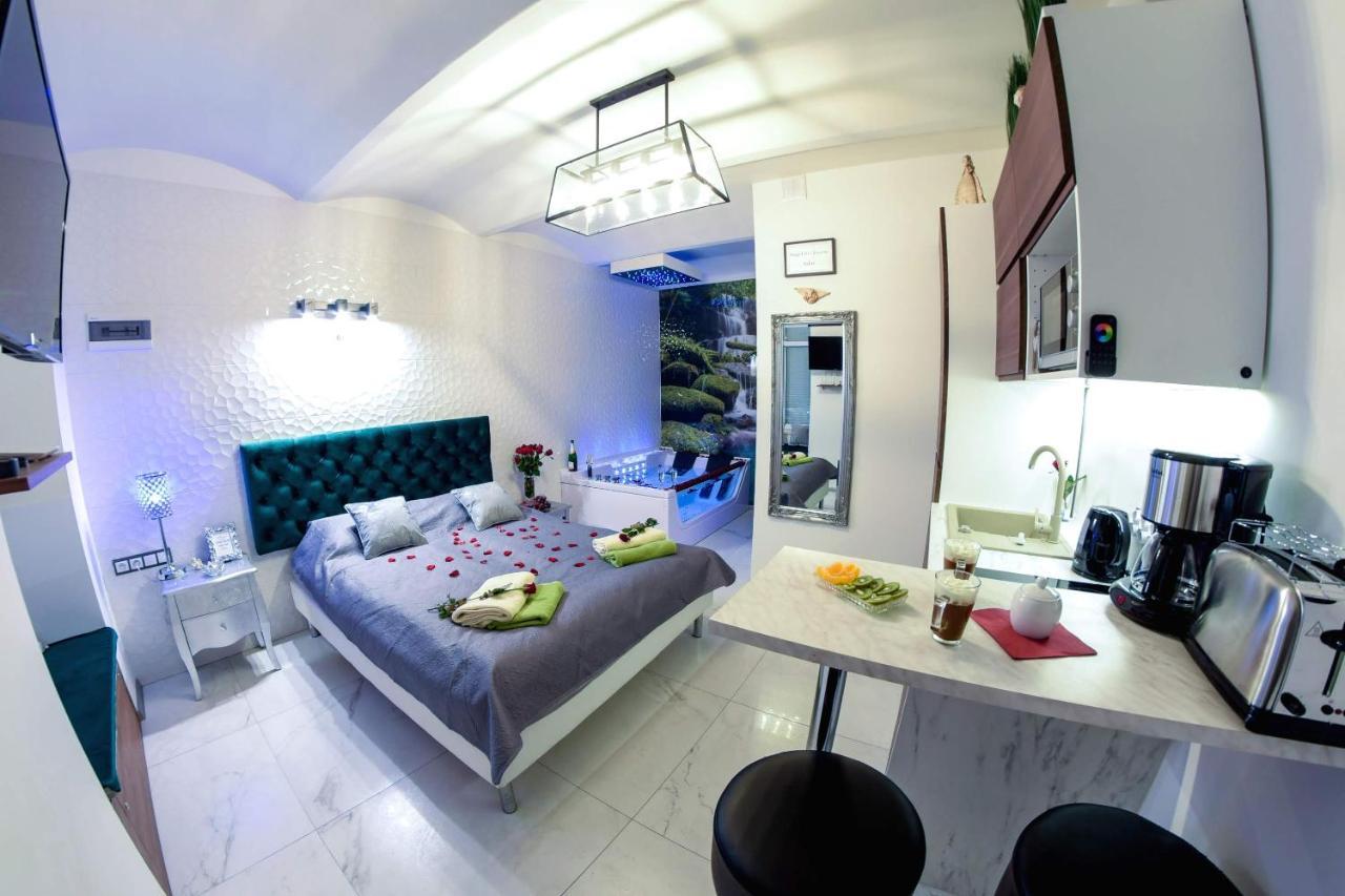 Apartment Jacuzzi Krakow Exterior photo